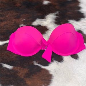 Victoria’s Secret hot pink bandeau bikini top! 💖